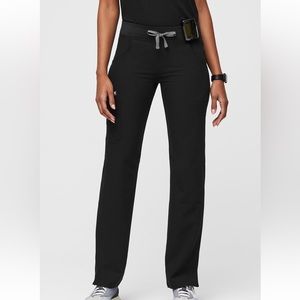 FIGS Kade™ Cargo Scrub Pants